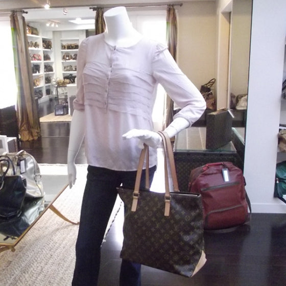 Louis Vuitton Monogram Cabas Mezzo 2 of 9