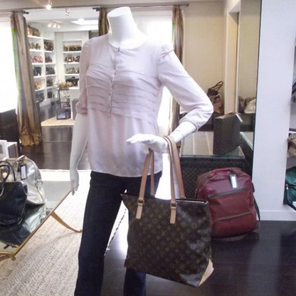 Louis Vuitton Monogram Cabas Mezzo 2 of 9