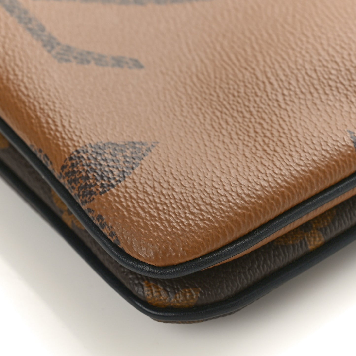 Reverse Monogram Giant Double Zip Pochette
