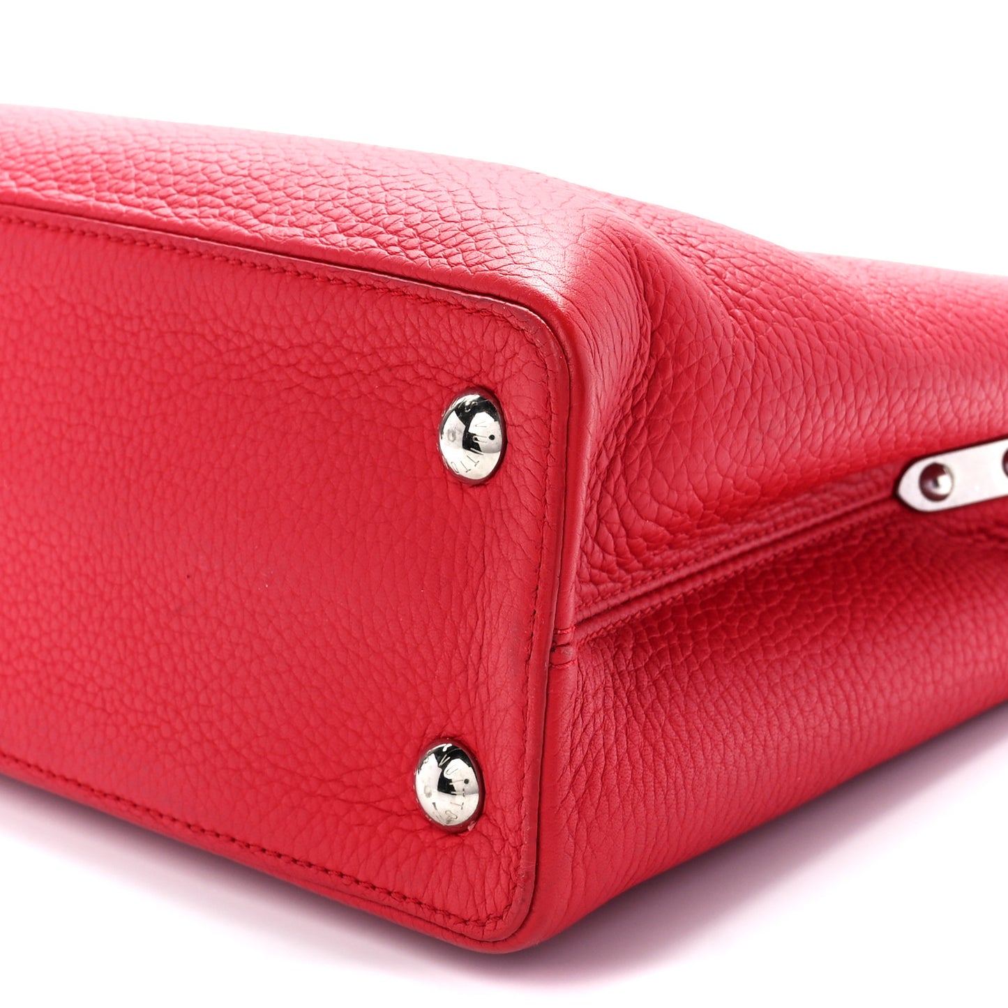 Taurillon Capucines PM Scarlet