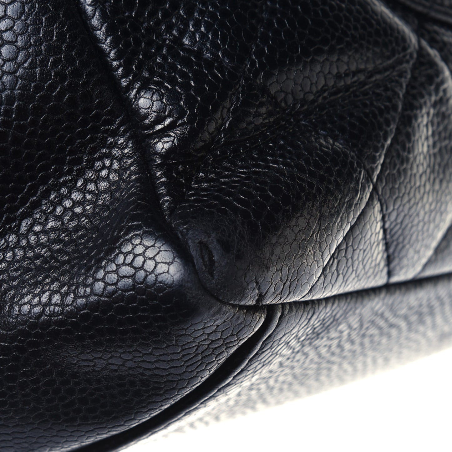 Caviar Quilted Petit Shopping Tote PST Black