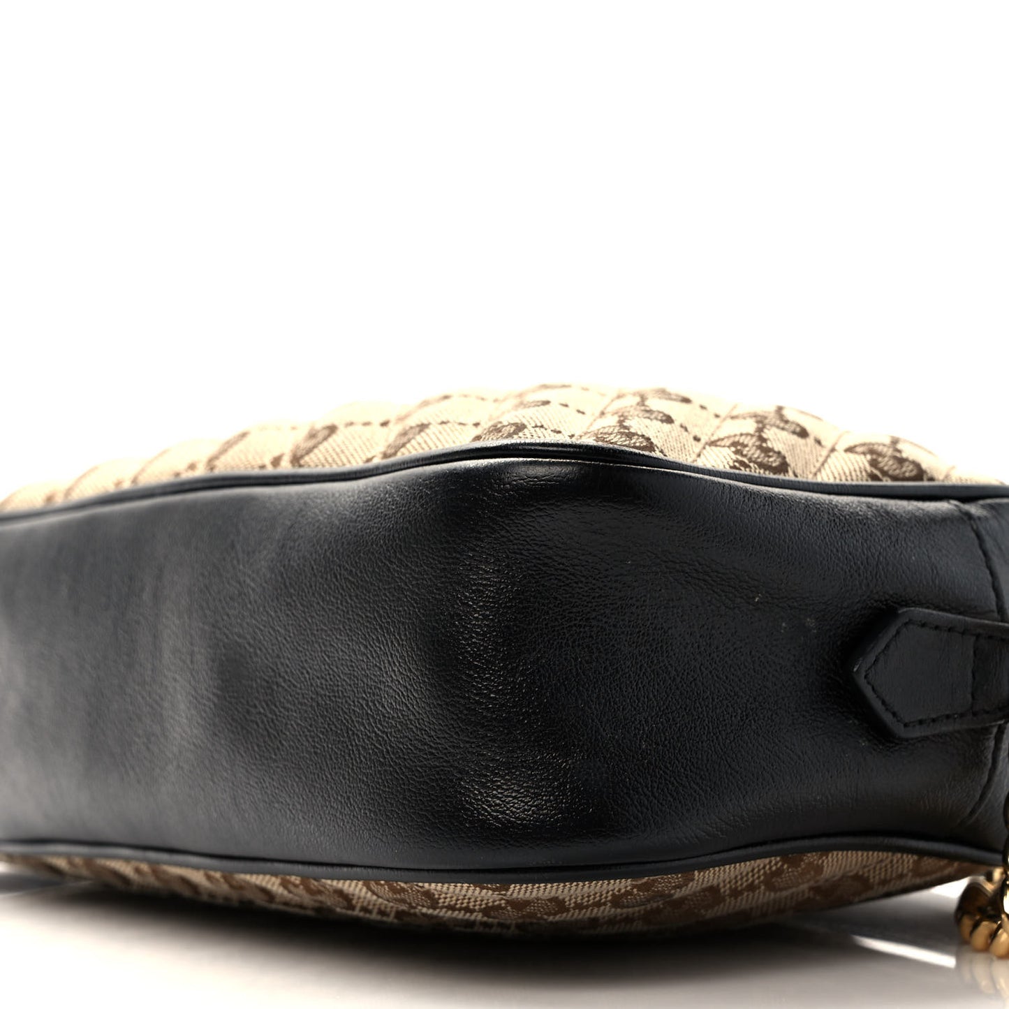 Monogram Matelasse Diagonal Small GG Marmont Chain Shoulder Bag Beige Black
