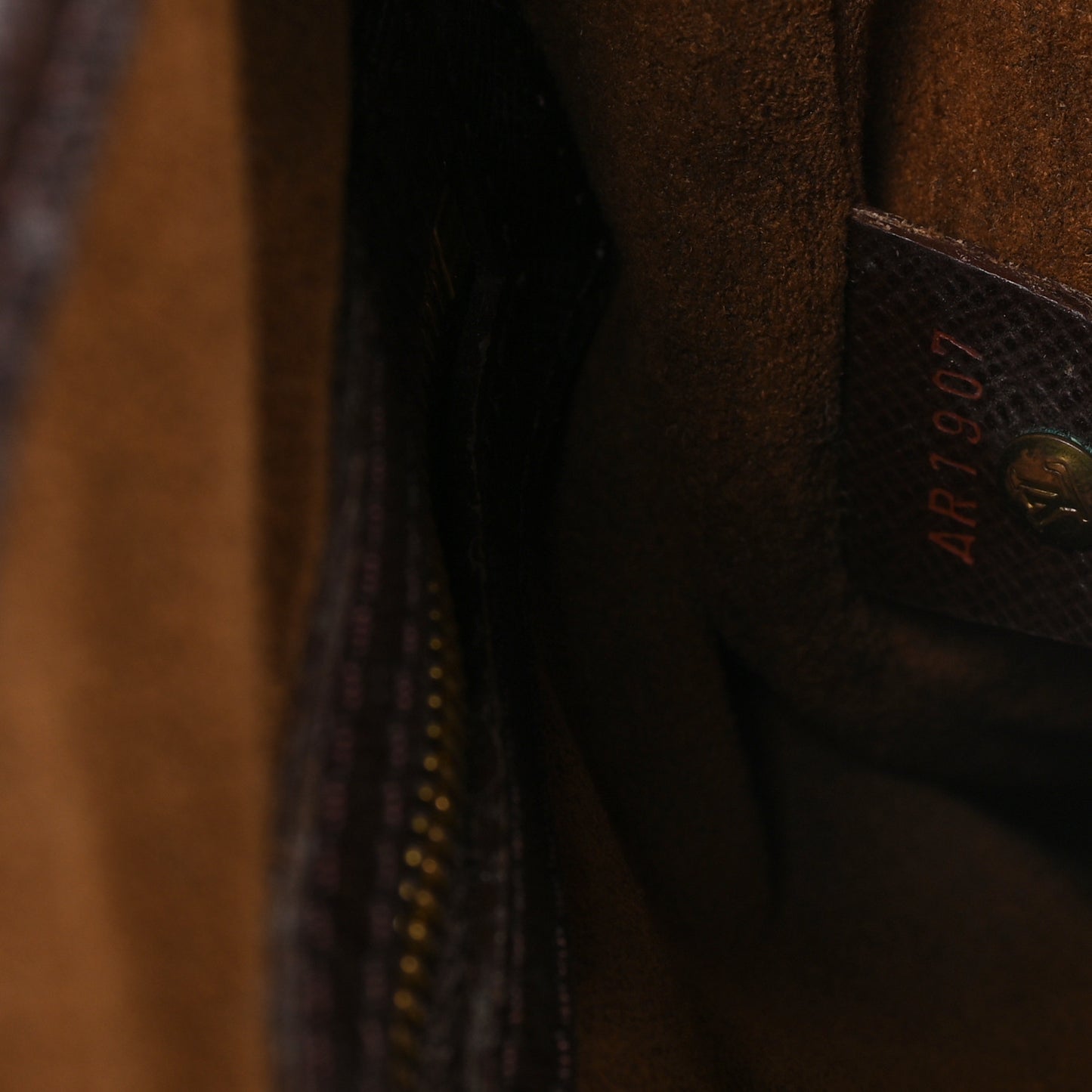 Damier Ebene Marais Bucket 23