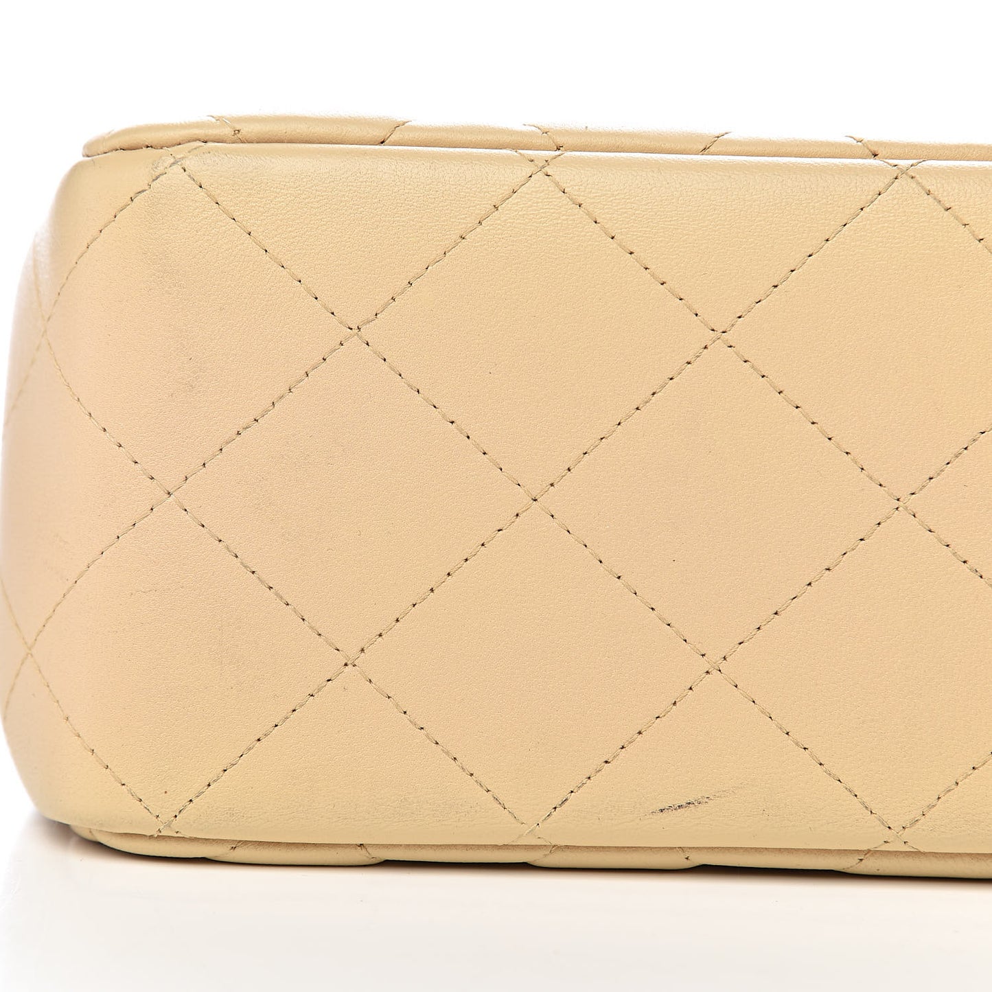 Lambskin Quilted Jumbo Double Flap Beige Clair