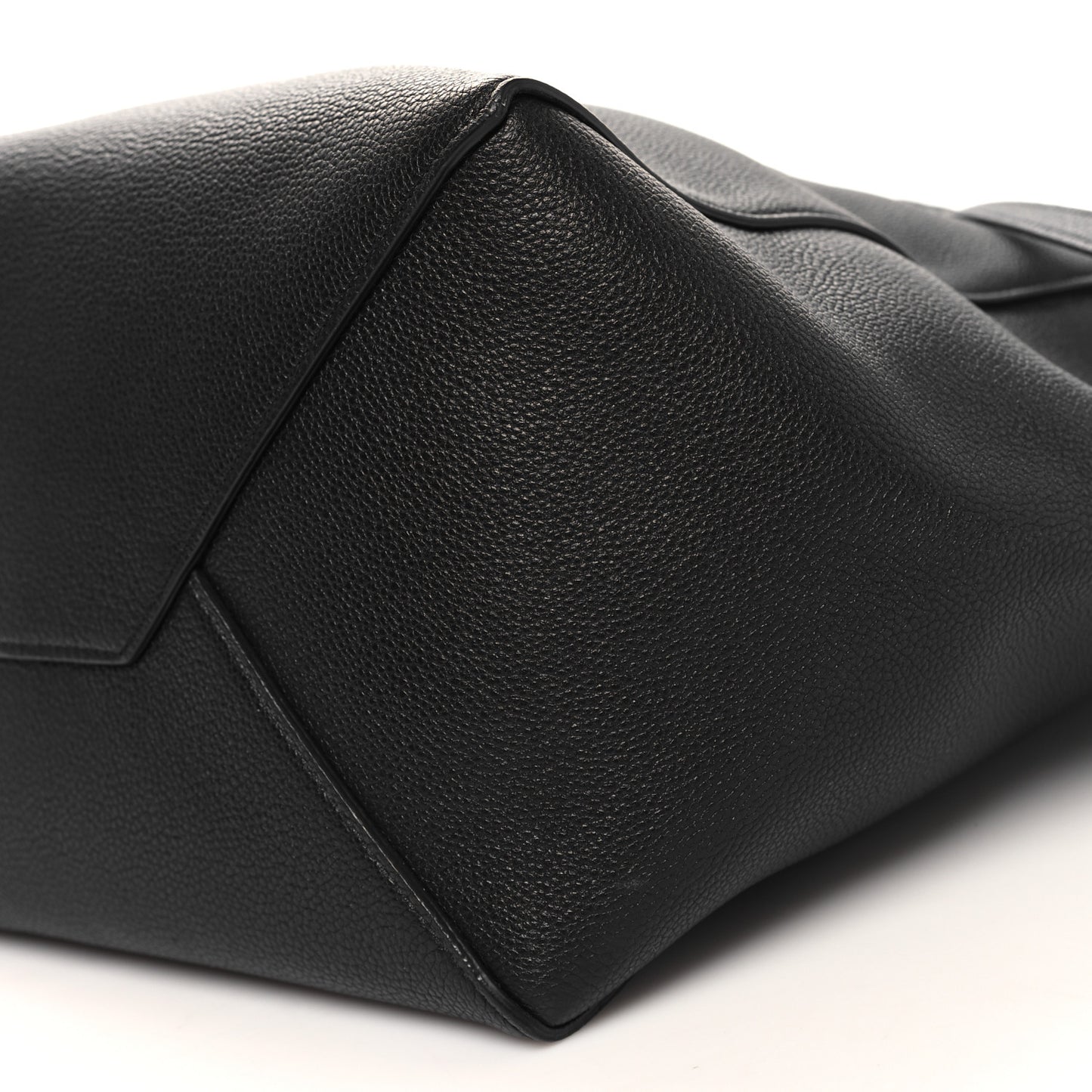 Soft Grained Calfskin Small Belt Cabas Phantom Black
