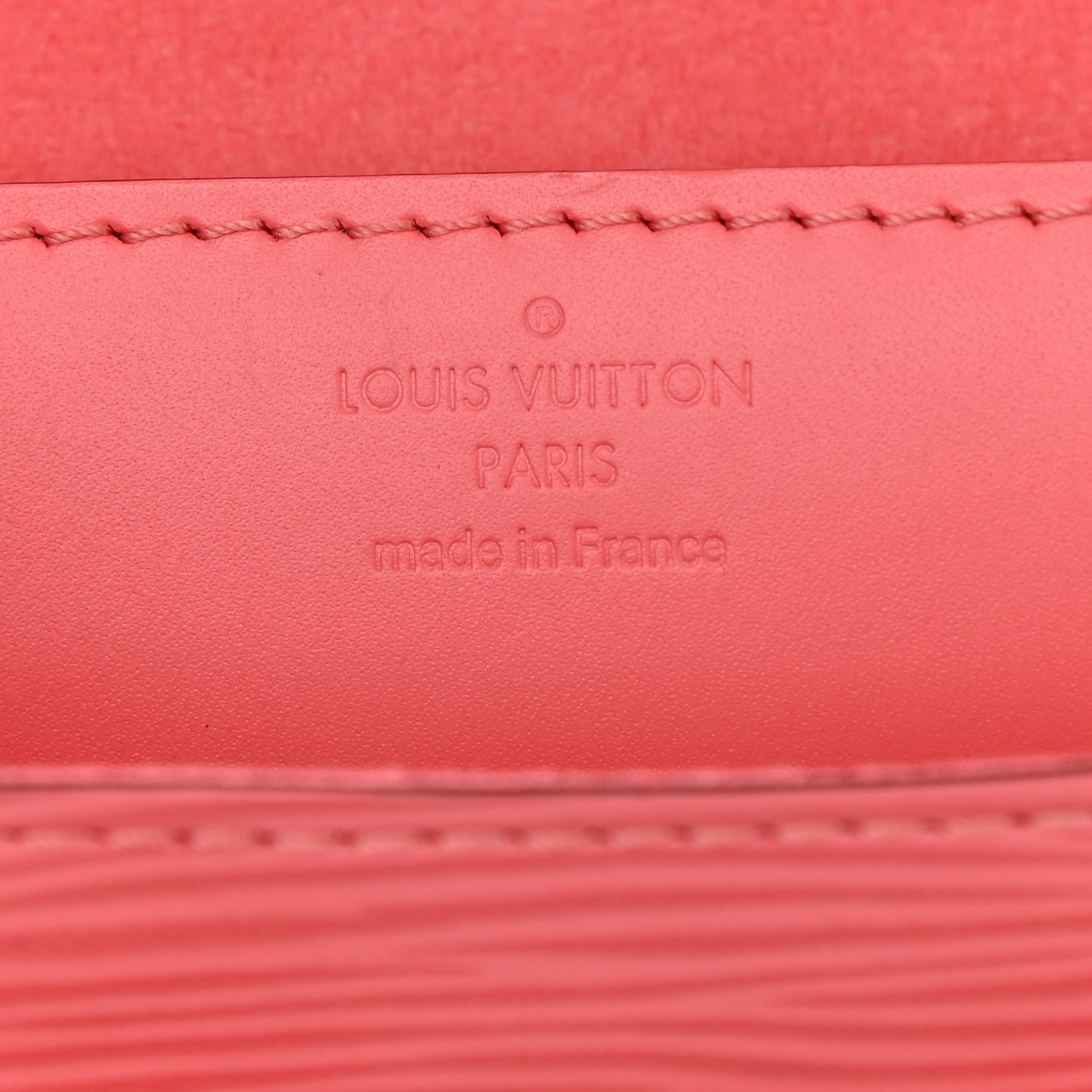 Epi Louise Summer 14 Corail