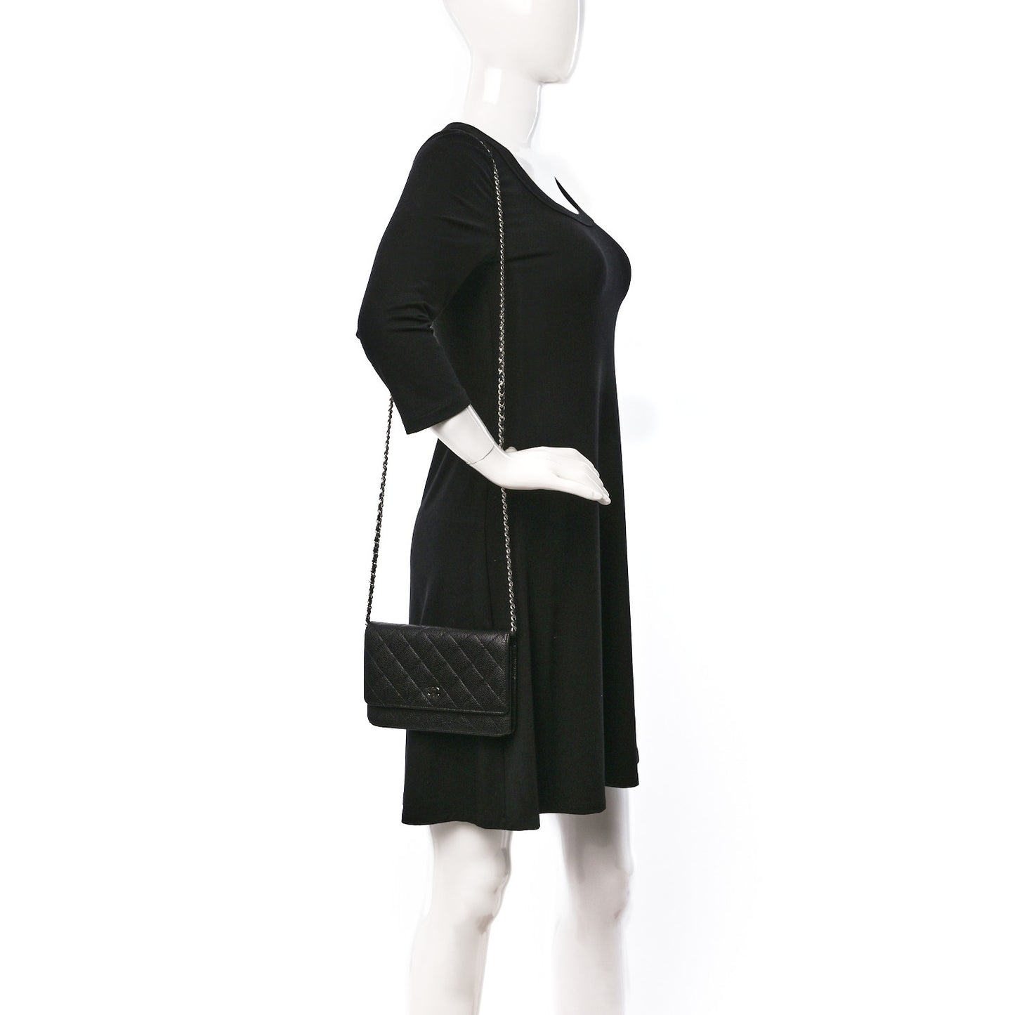 Caviar Quilted Wallet on Chain WOC Black