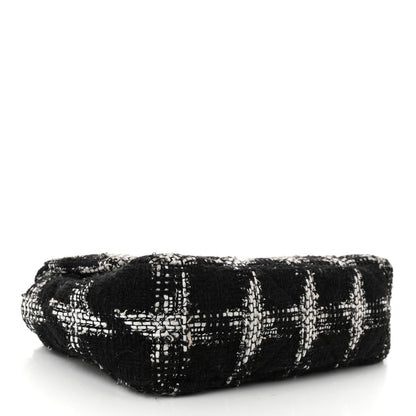 Chanel Tweed Houndstooth Quilted Medium Chanel 19 Flap Black White 4 of 10