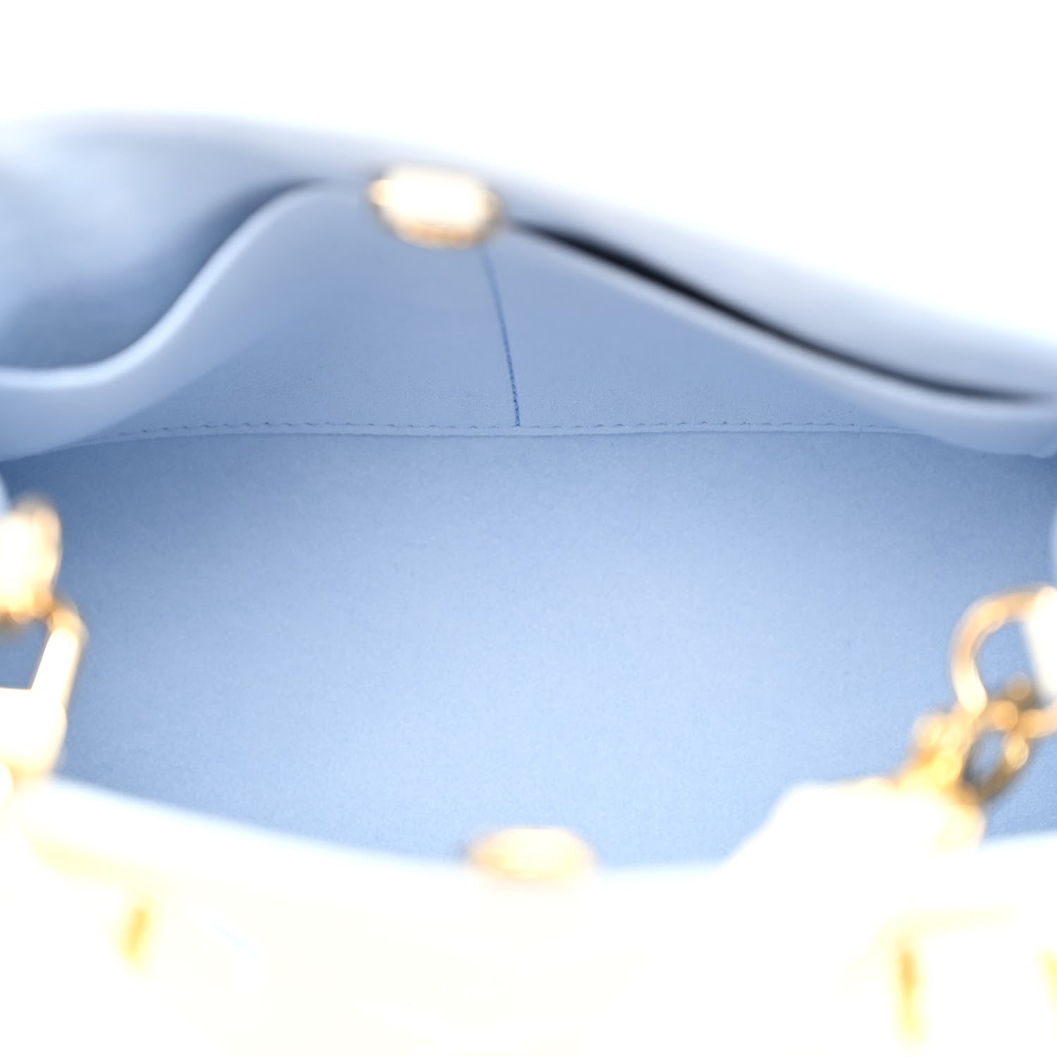 Louis Vuitton Empreinte Monogram Giant Onthego PM Latte Candy Blue 5 of 9