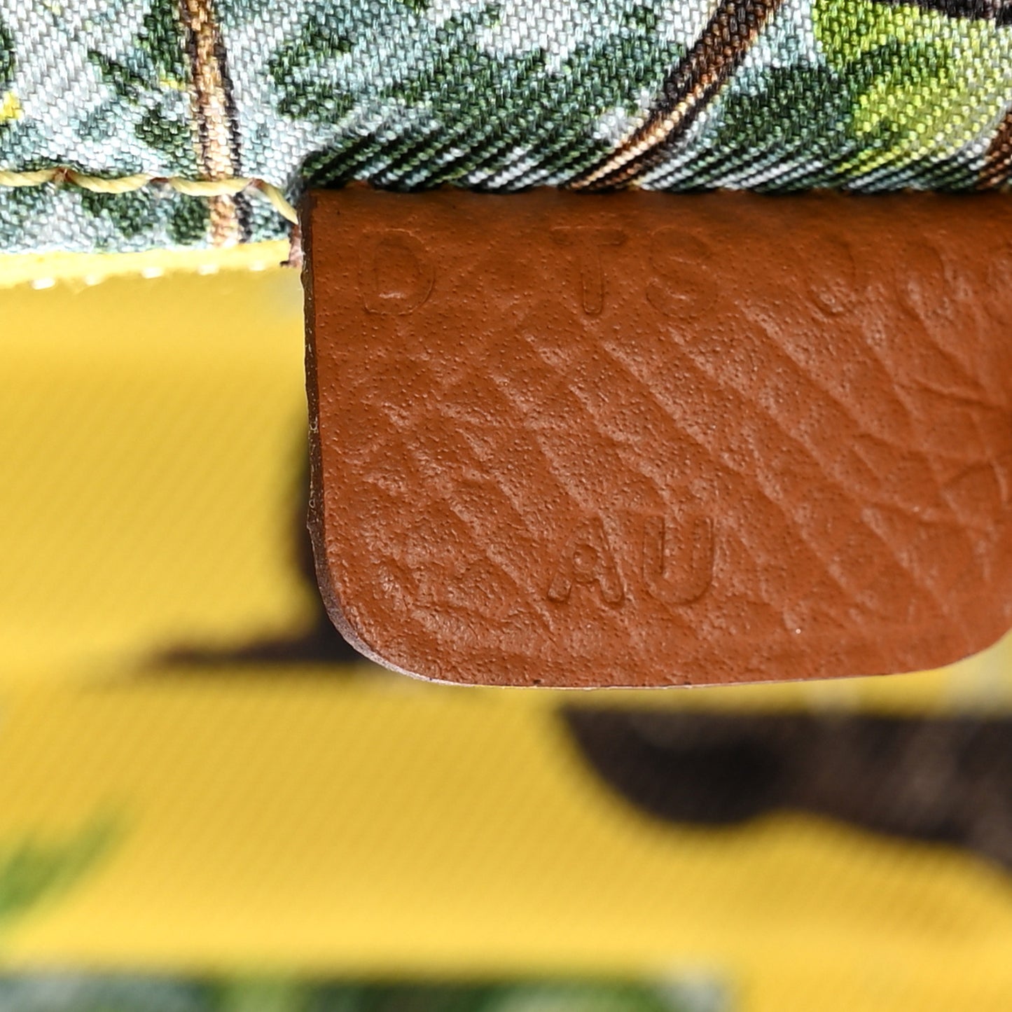 Epsom Silk'In Wallet Gold