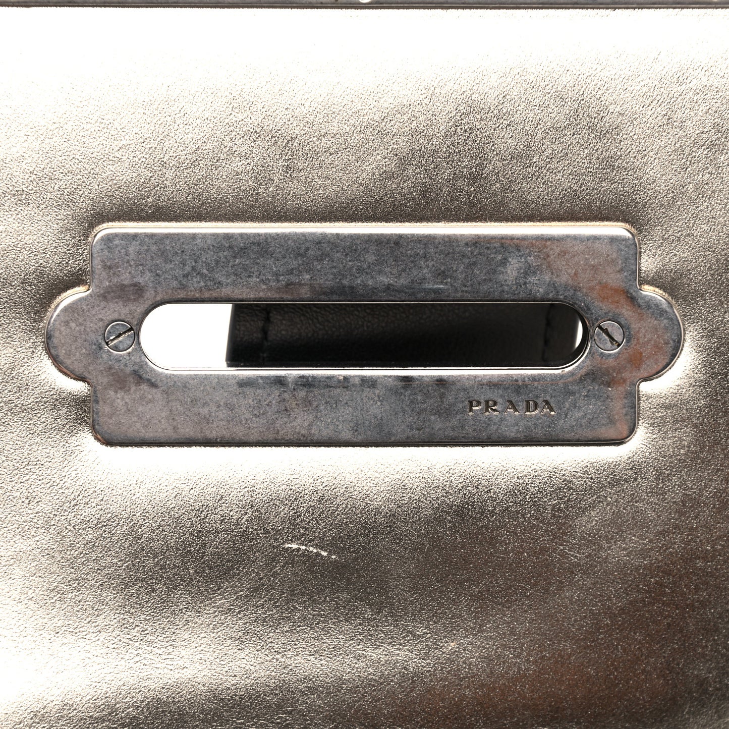 Metallic City Calf Saffiano Cahier Bag Pirite Black