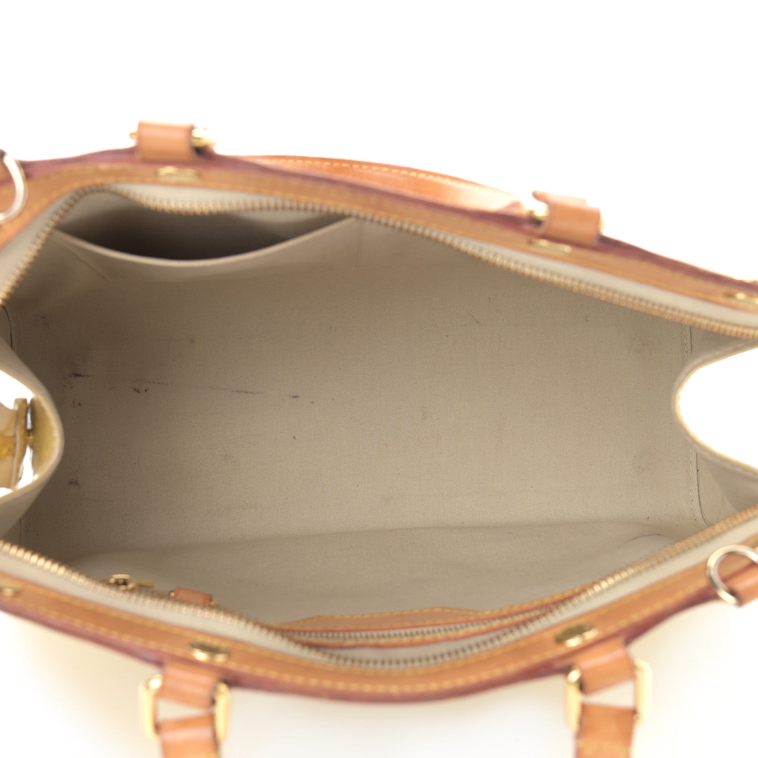Louis Vuitton Vernis Brea MM Blanc Corail 5 of 14