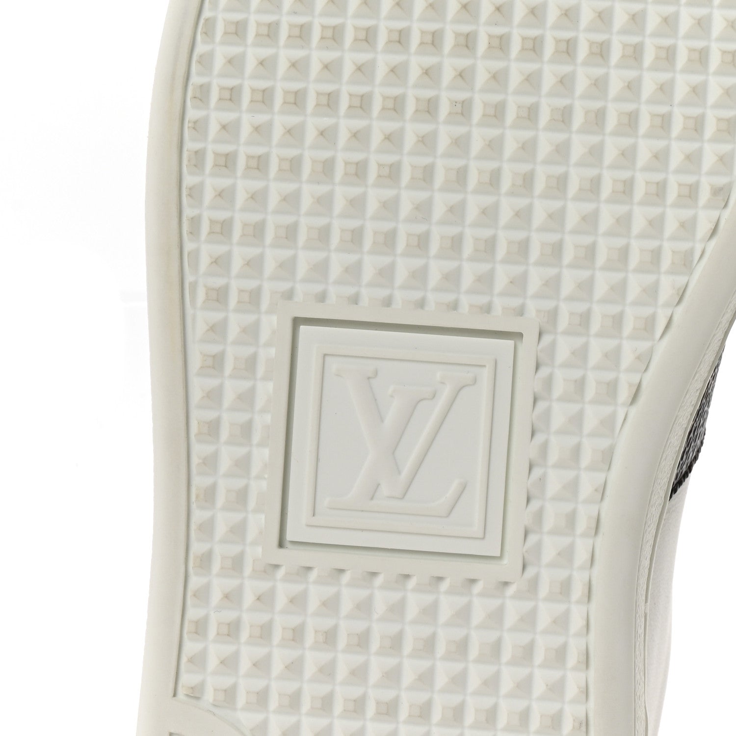 Louis Vuitton Monogram Stud Front Row Sneaker 37 White 7 of 10
