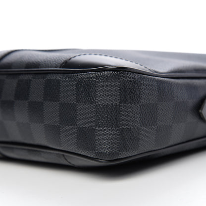 Louis Vuitton Damier Graphite Porte-Documents Voyage 7 of 7