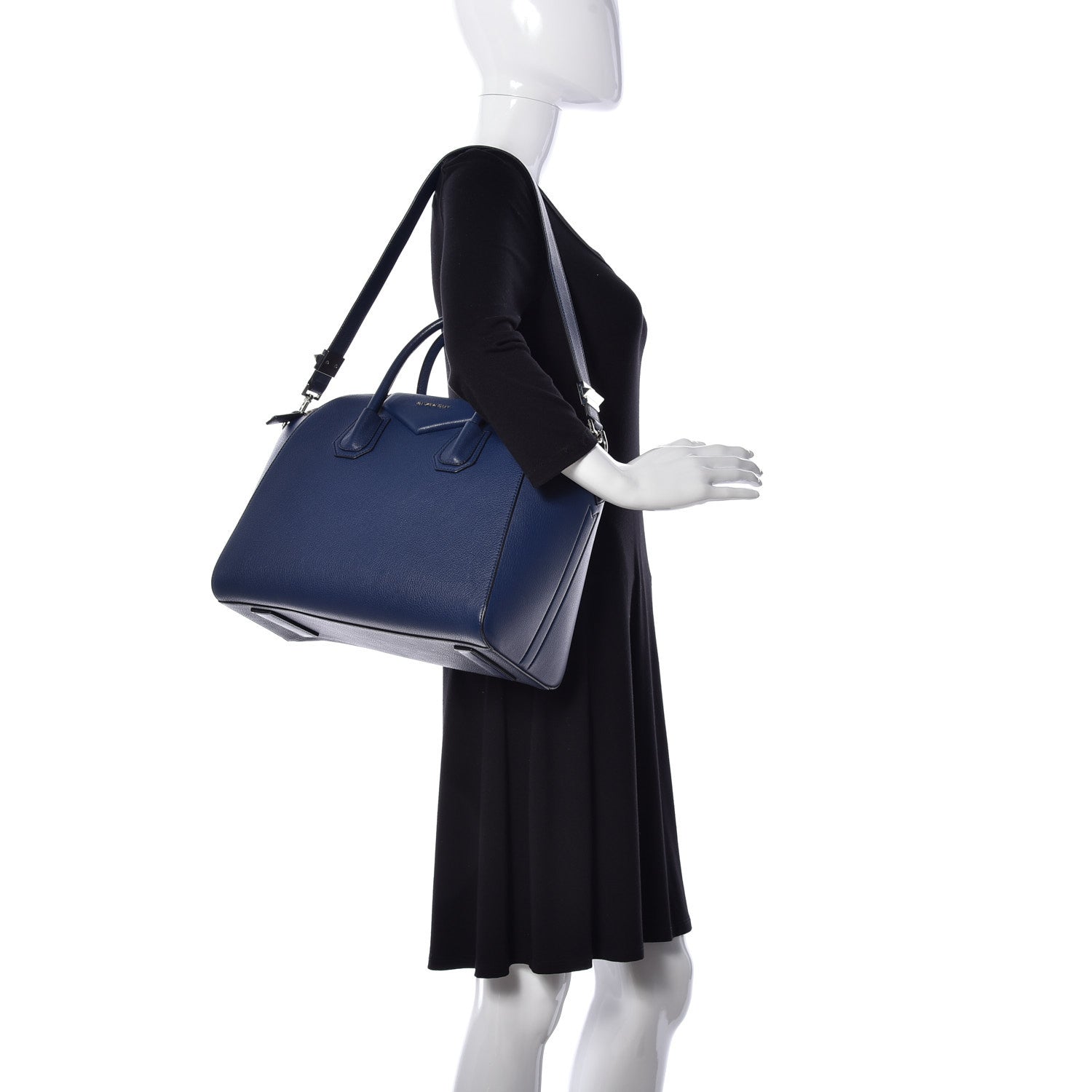 Givenchy Sugar Goatskin Medium Antigona Navy 2 of 8