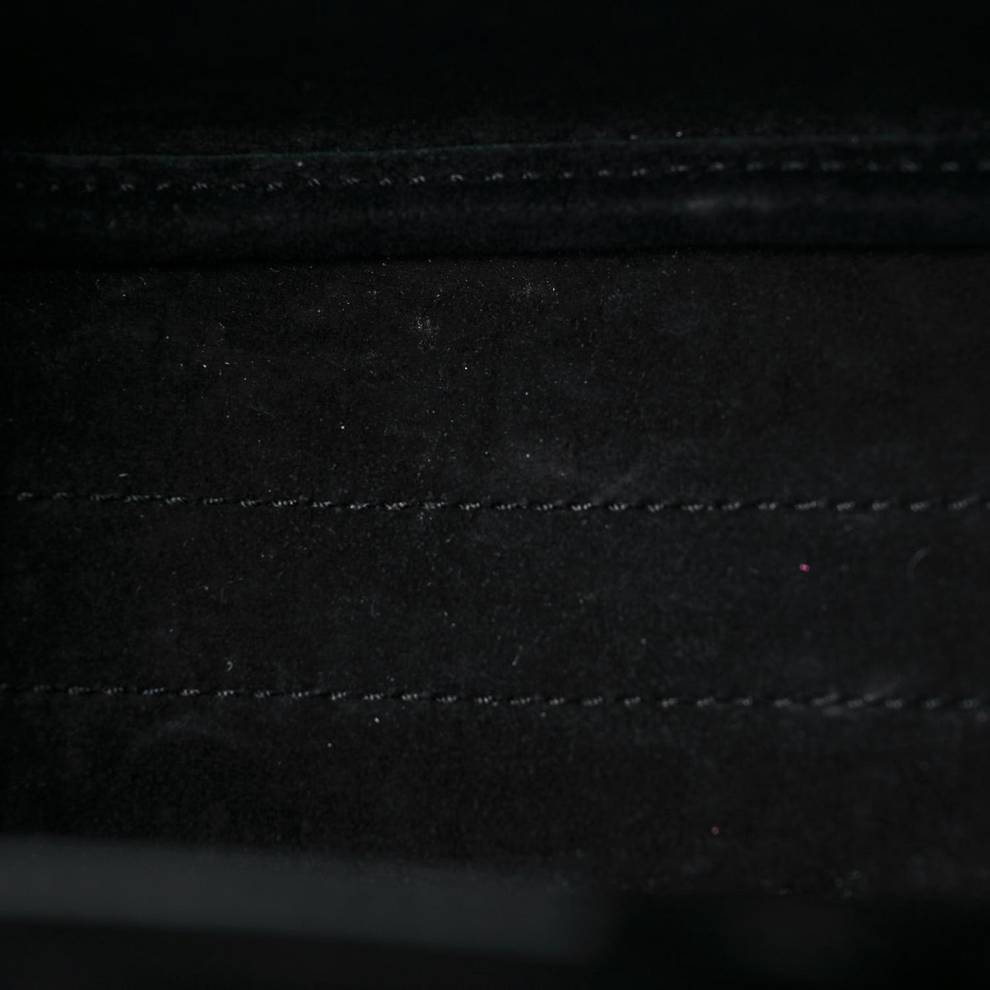 Box Calfskin Medium Bobby Flap Black