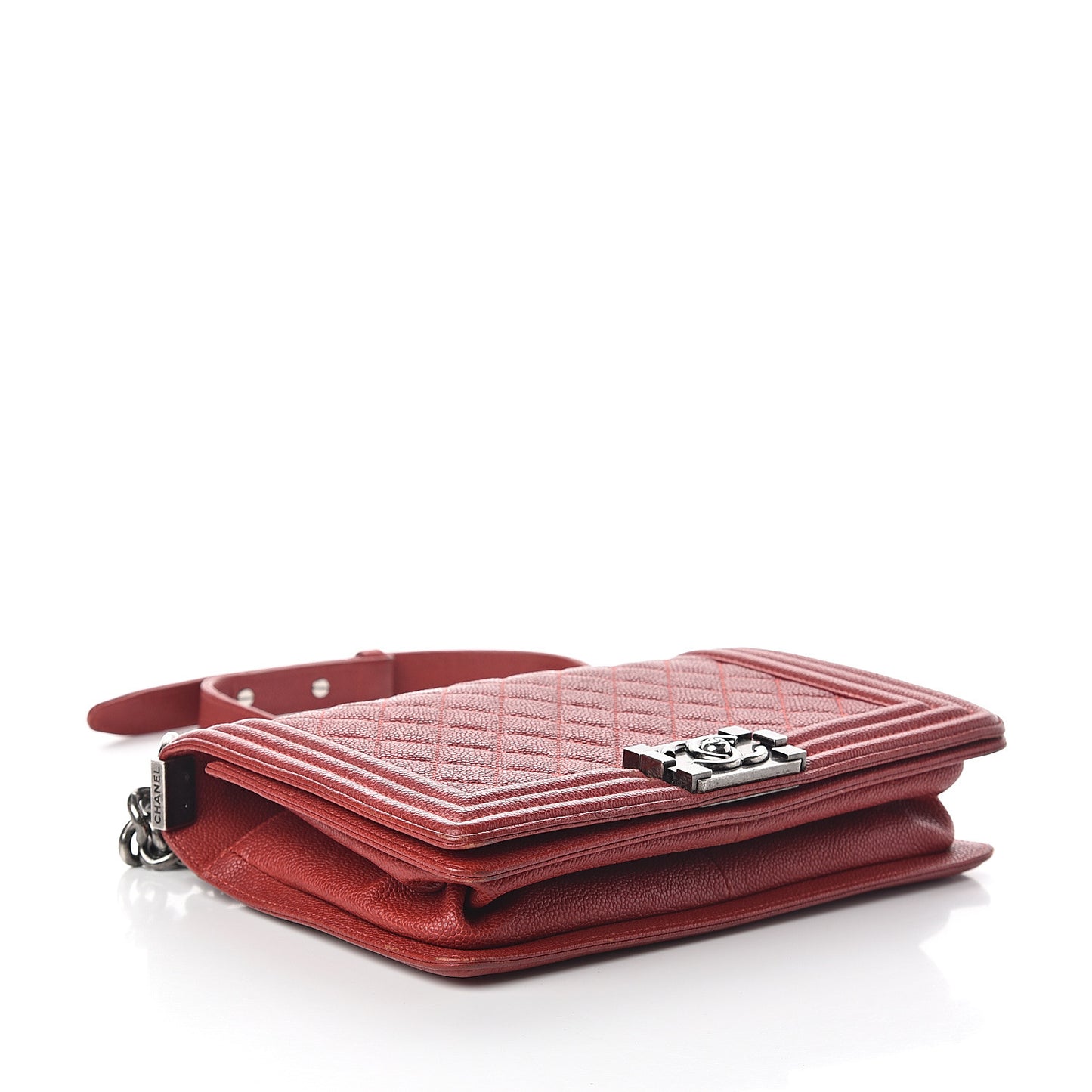 Caviar Quilted Medium Boy Flap Red