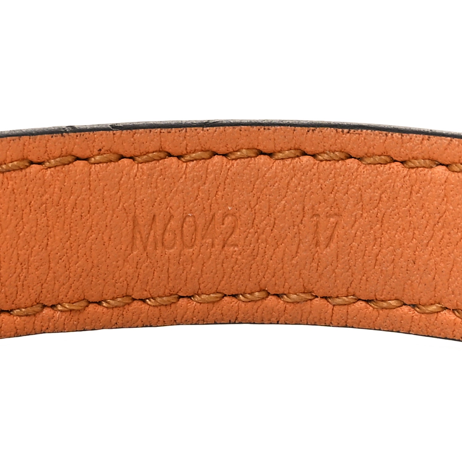 Louis Vuitton Monogram Essential V Bracelet 17 5 of 5