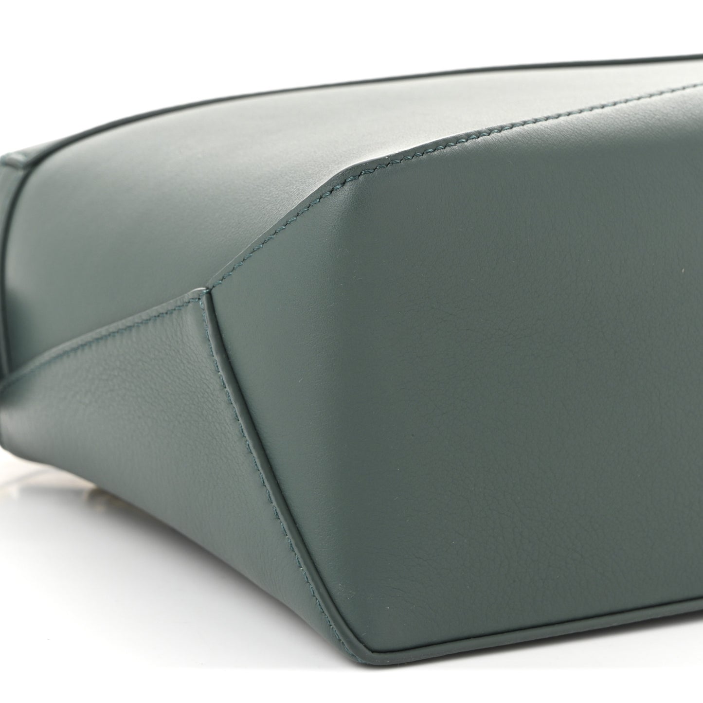 Calfskin Small Puzzle Edge Bag Bottle Green