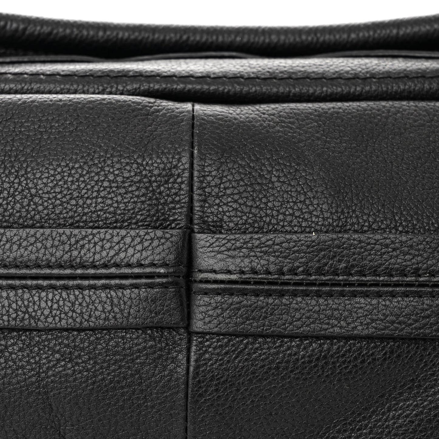 Calfskin Medium Paraty Black
