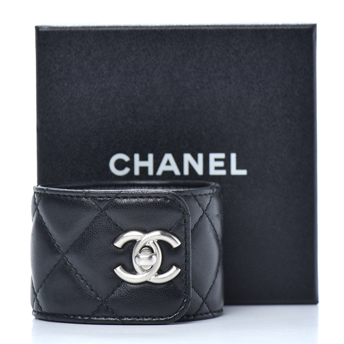 Lambskin Quilted CC Turnlock Cuff L Black