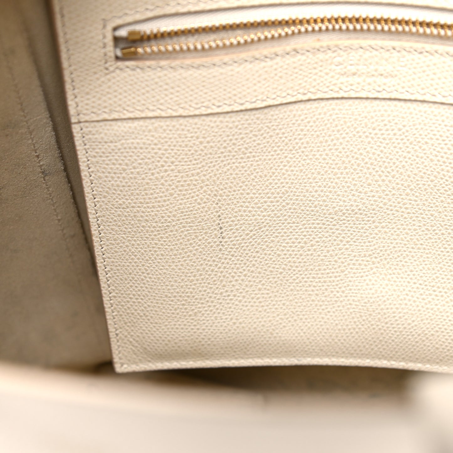 Grained Calfskin Small Vertical Cabas Cream