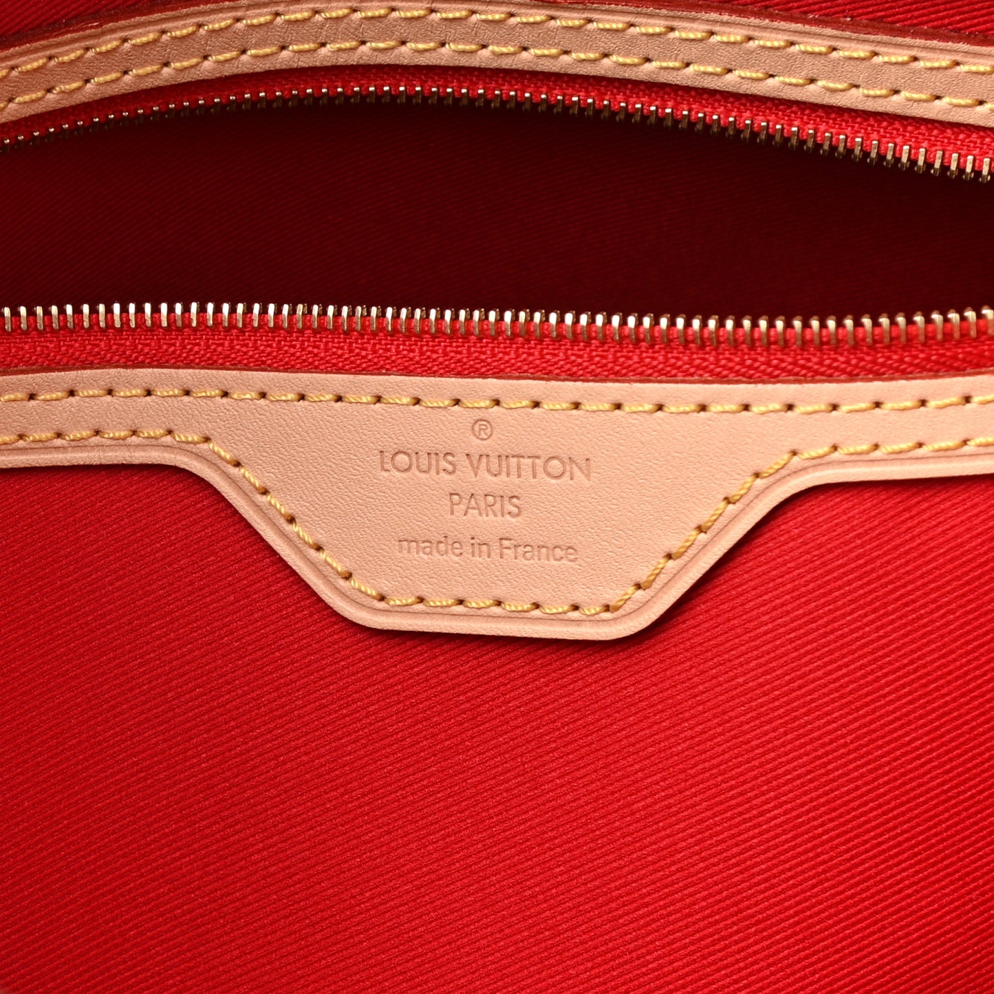 Monogram Carry It