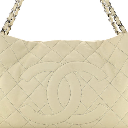 Chanel Caviar Quilted Expandable Zip Shoulder Bag White 9 of 12