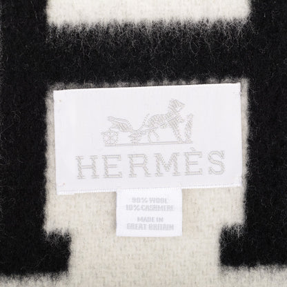 Hermes Wool Cashmere Avalon III Blanket Ecru Black 4 of 4