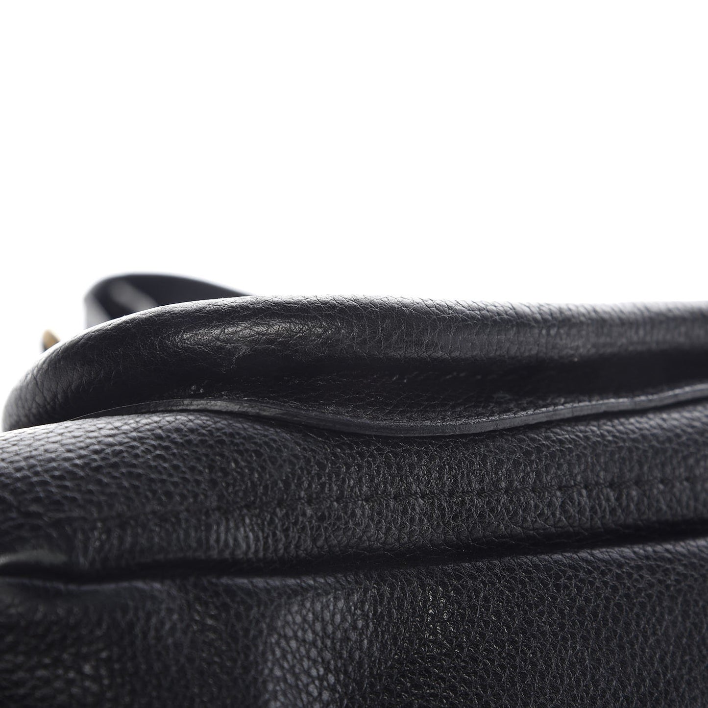 Calfskin Medium Paraty Black