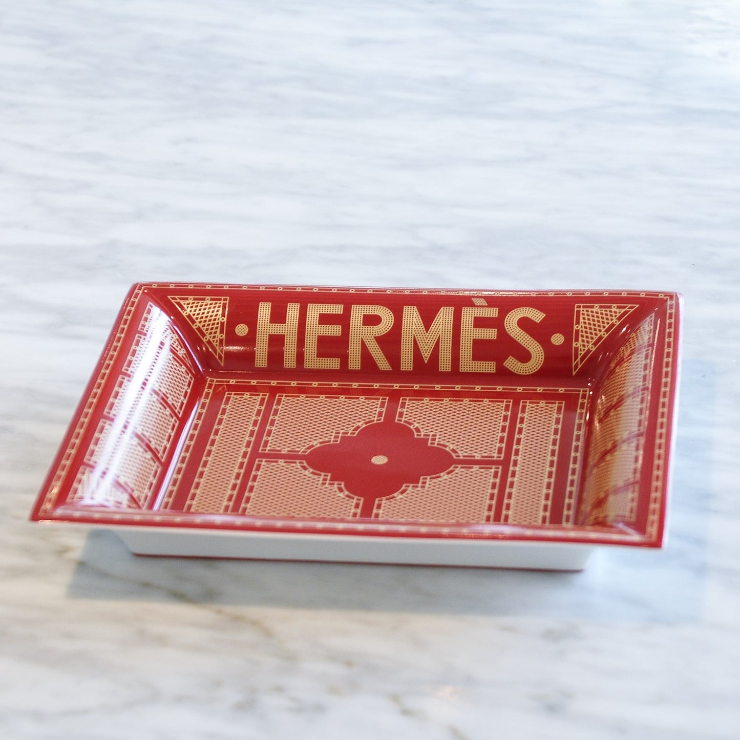 Porcelain Sellier Change Tray Rouge Or