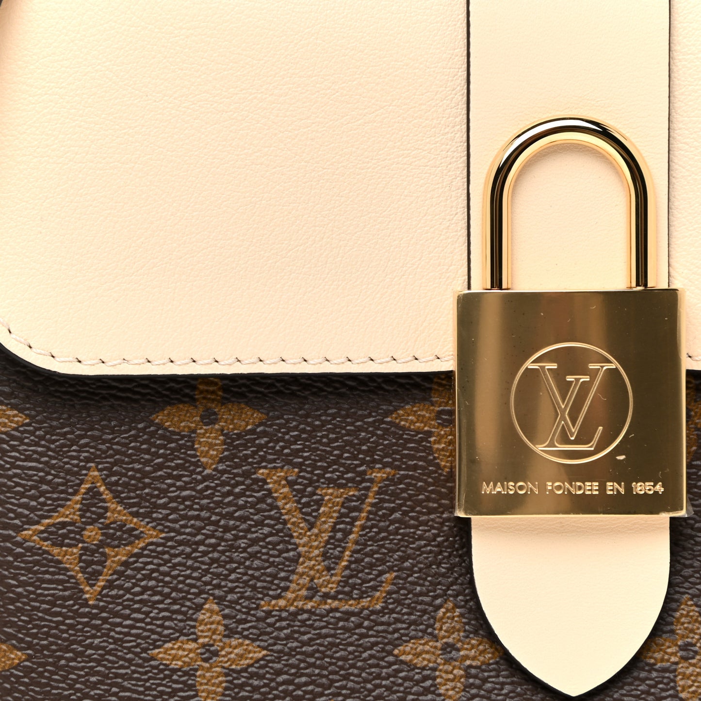 Monogram Locky BB Creme
