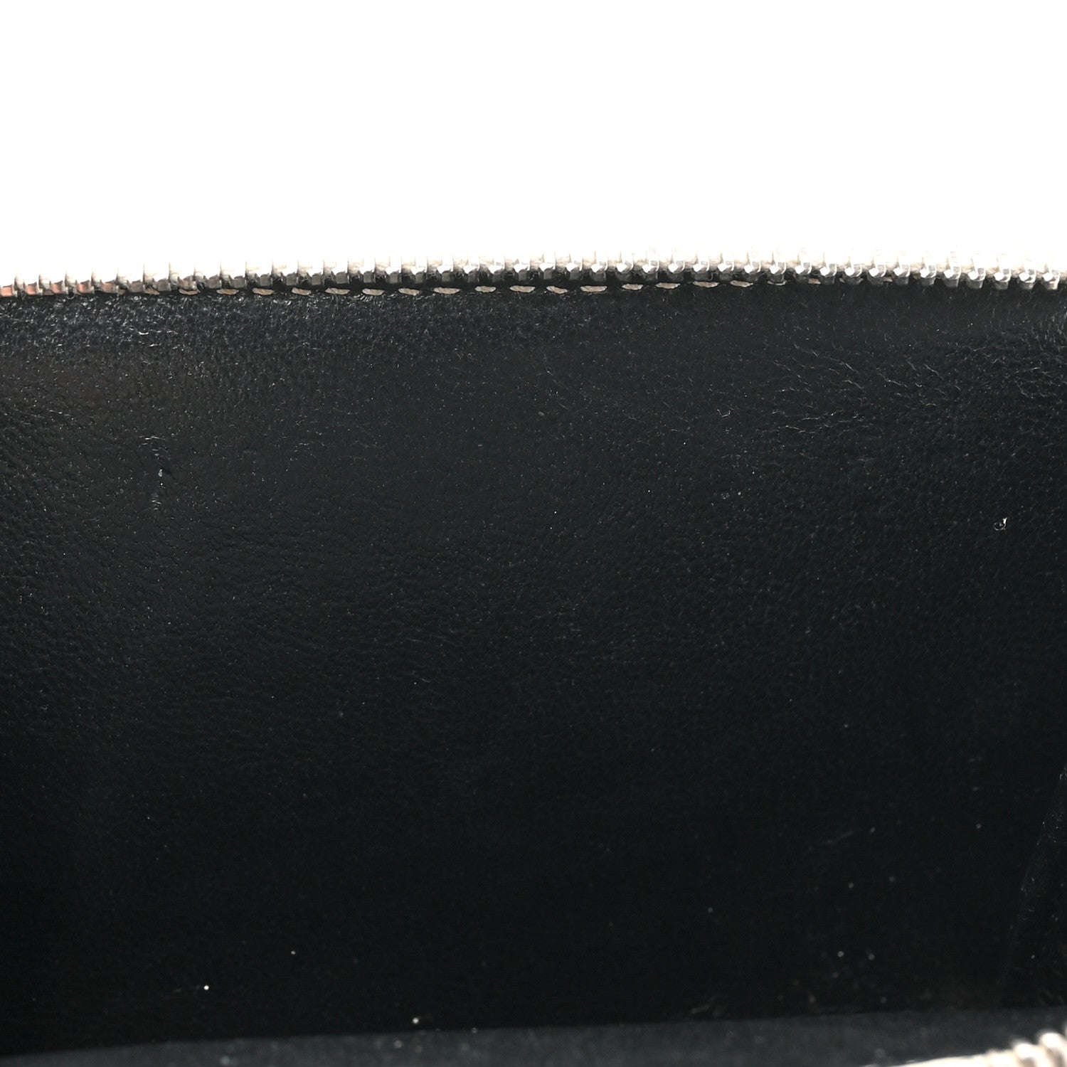 Saint Laurent Grain De Poudre Matelasse Chevron Monogram Compact Zip Around Wallet Ivory 13 of 14