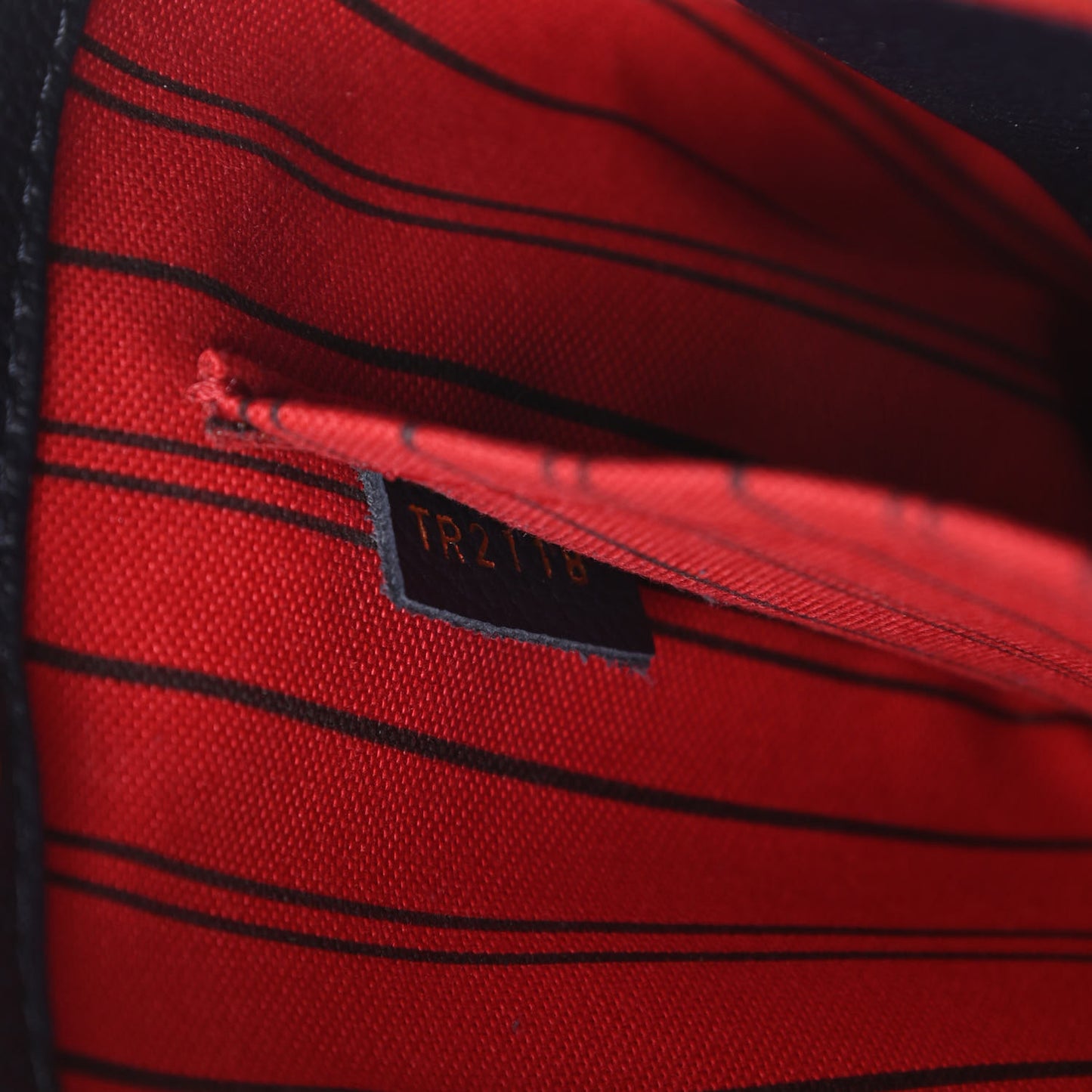 Empreinte Montaigne BB Marine Rouge