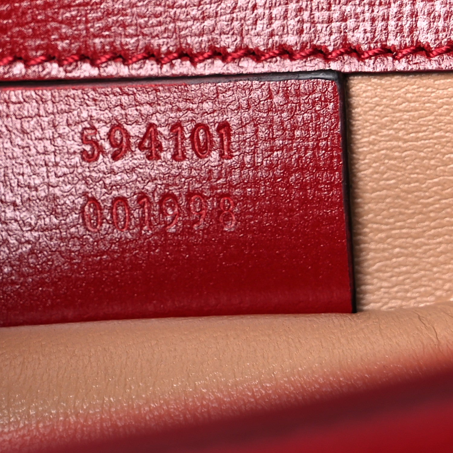 Gucci Textured Calfskin Torchon GG Broadway Envelope Clutch Romantic Cherry 7 of 11
