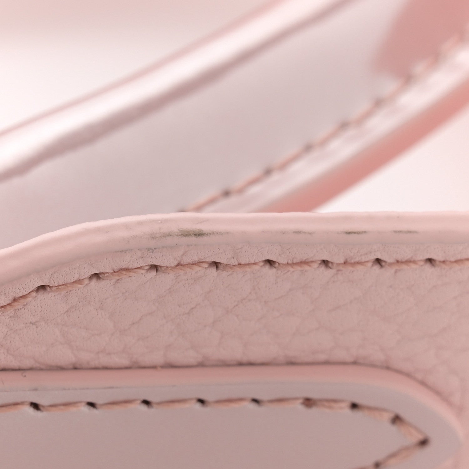 Louis Vuitton Taurillon Capucines BB Rose Jasmin 10 of 10