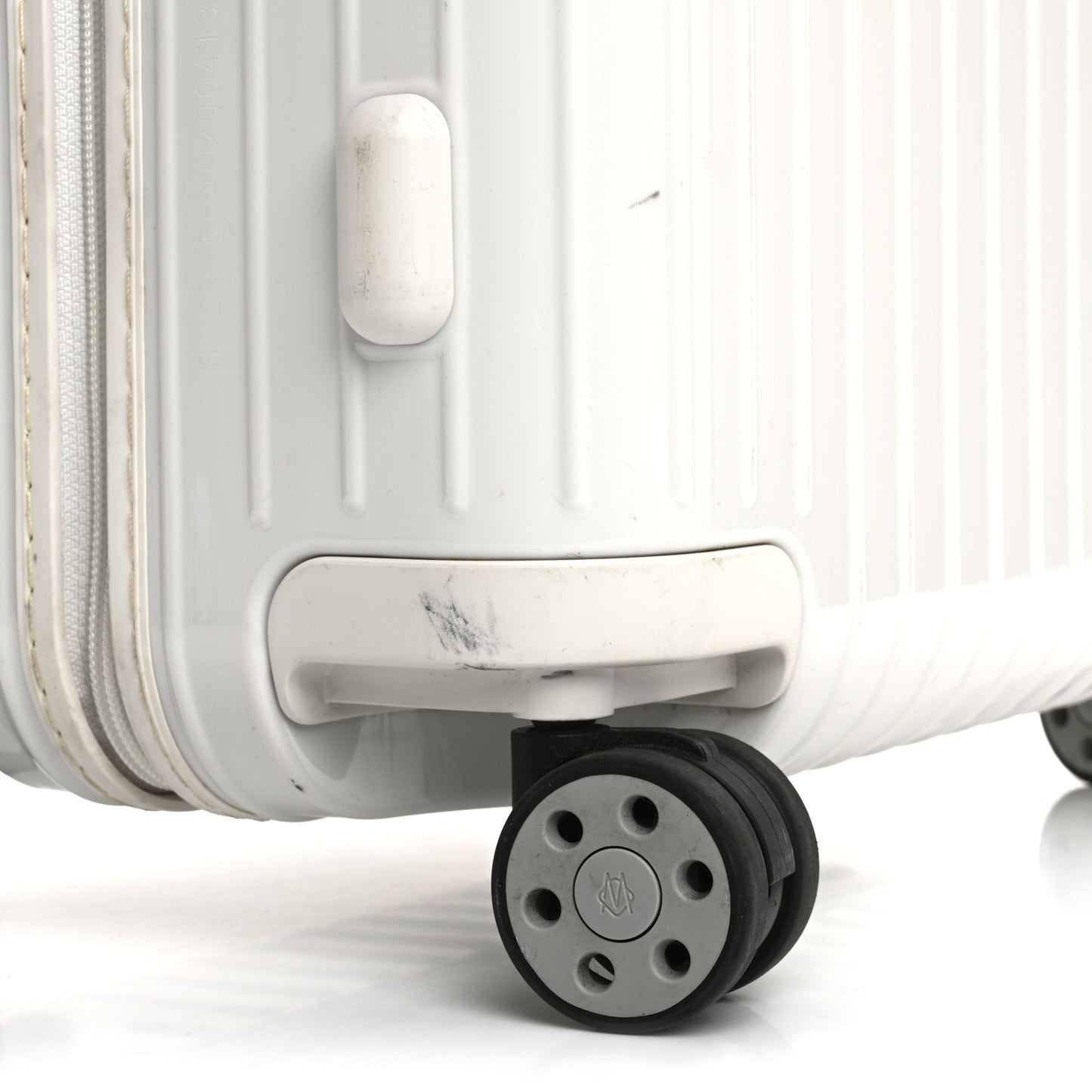 Gloss Polycarbonate Essential Cabin White