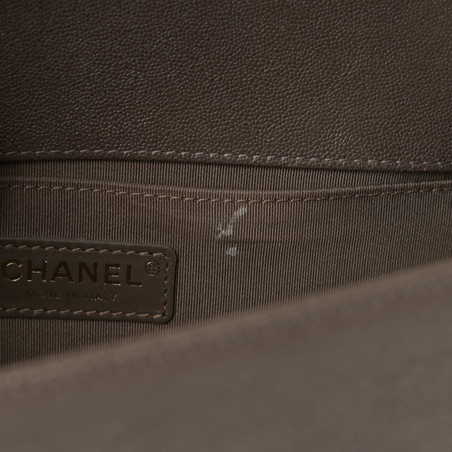 Caviar Quilted Medium Boy Flap Khaki