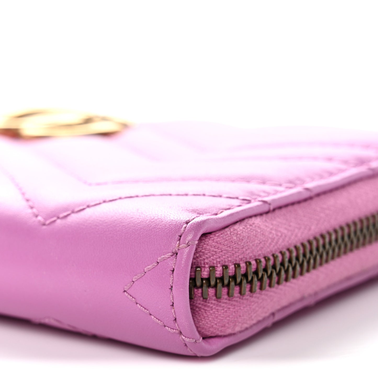 Calfskin Matelasse GG Marmont Zip Around Wallet Pink