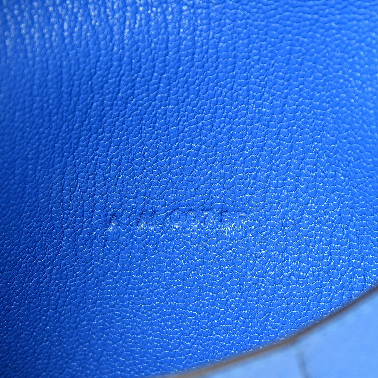 Chevre Mysore Medium Kelly Wallet Bleu Hydra