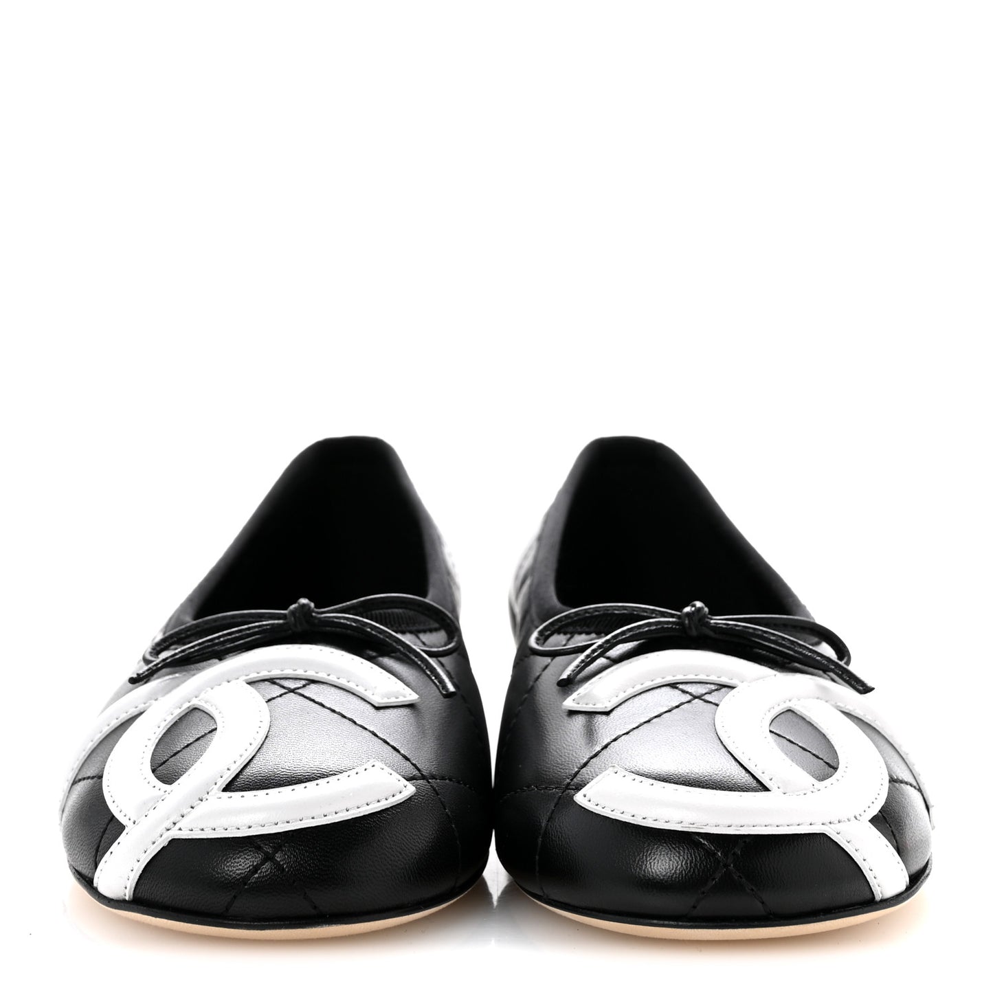Lambskin Quilted CC Cambon Ballet Flats 36 Black White