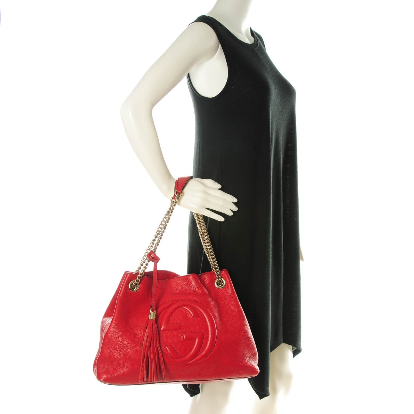 Pebbled Calfskin Medium Soho Chain Shoulder Bag Tabasco Red