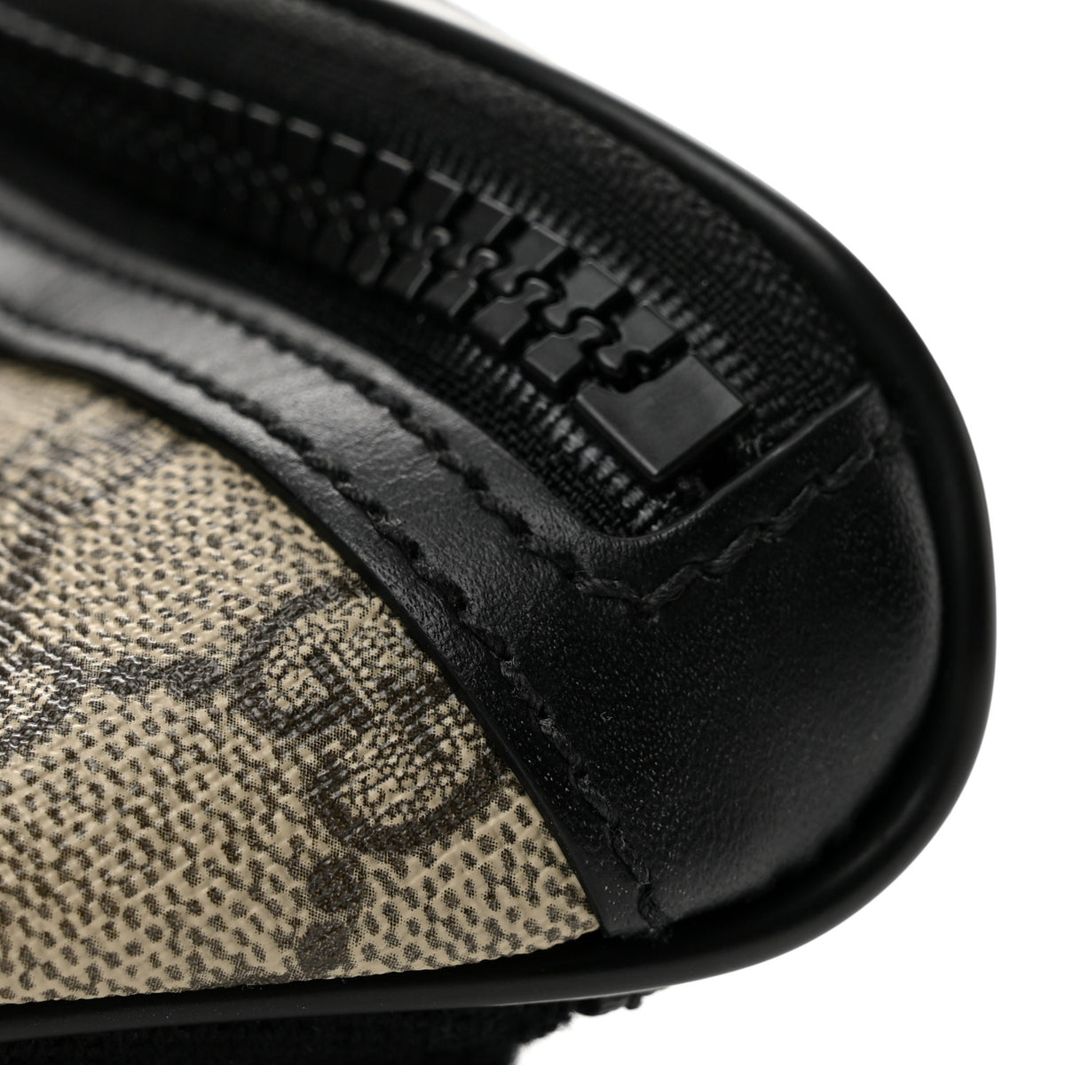 GG Supreme Monogram Belt Bag Black