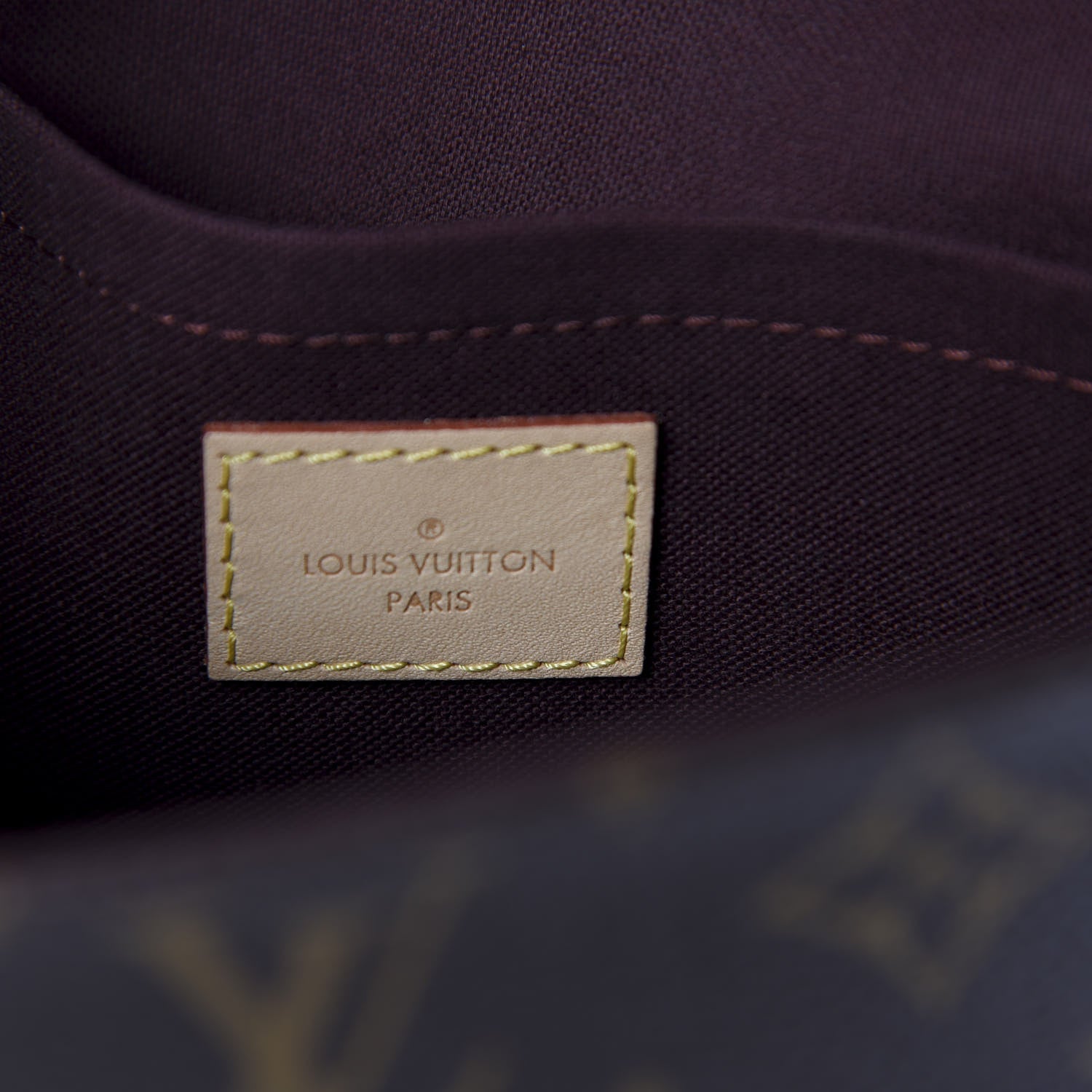 Louis Vuitton Monogram Favorite MM 7 of 10