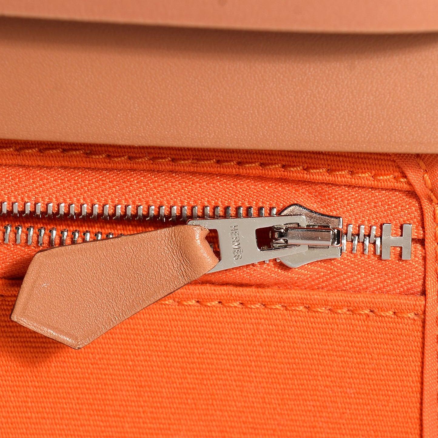 Vache Hunter Toile Herbag Zip 31 PM Orange