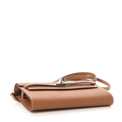 Hermes Epsom Kelly Wallet To Go Gold 4 of 10