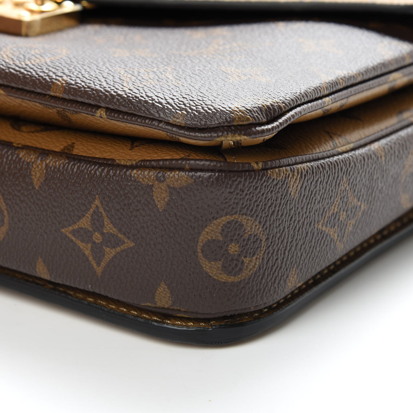 Reverse Monogram Pochette Metis