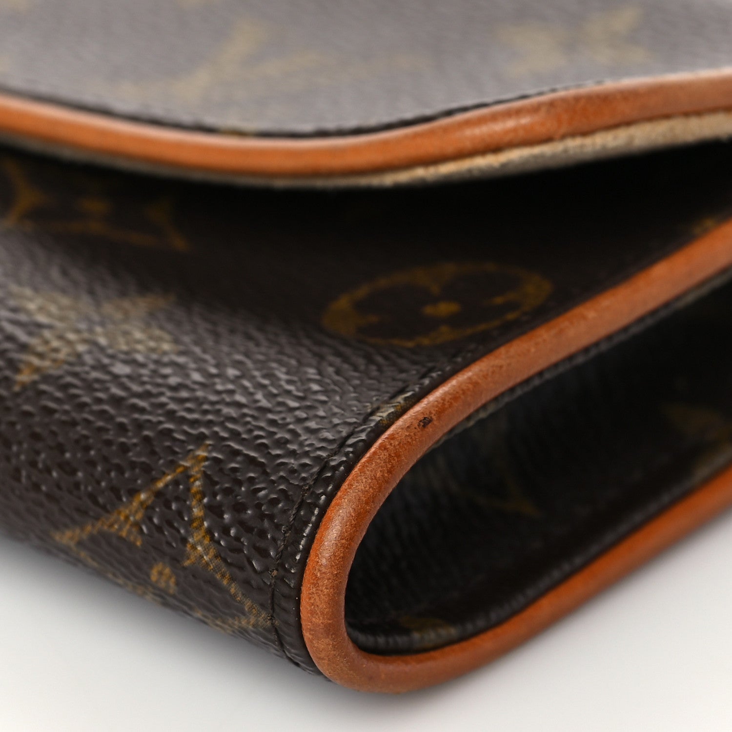 Louis Vuitton Monogram Pochette Twin PM 9 of 9