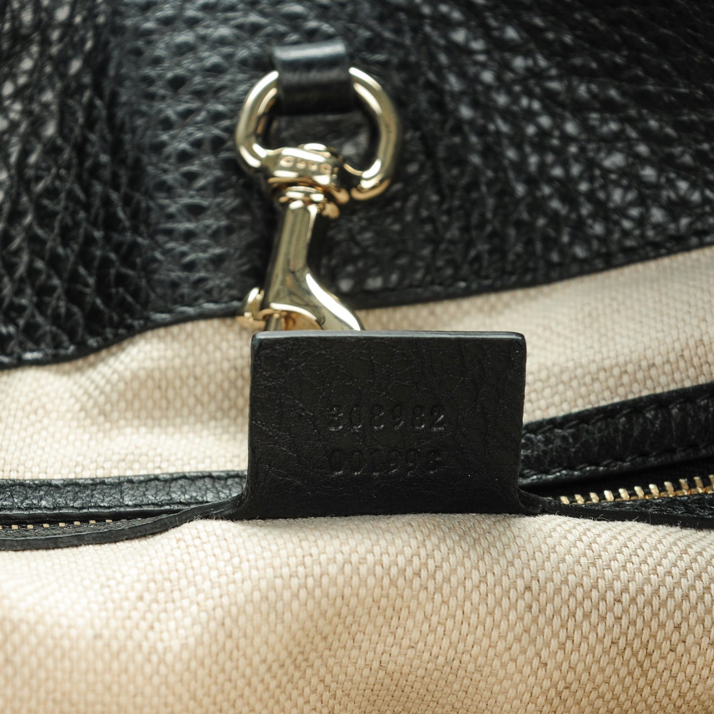 Pebbled Calfskin Medium Soho Chain Shoulder Bag Black