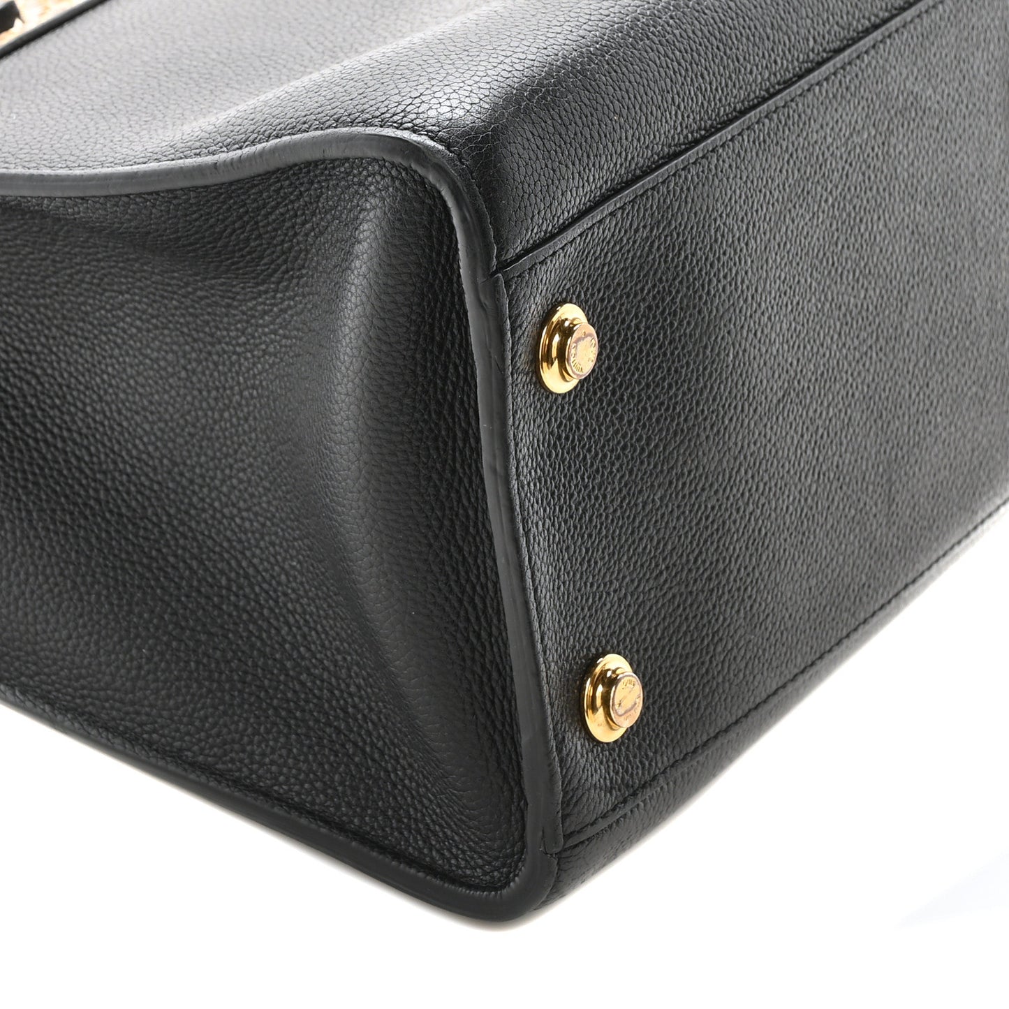 Taurillon Python City Steamer MM Black